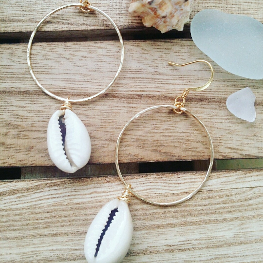 Kailua Cowrie Hoops