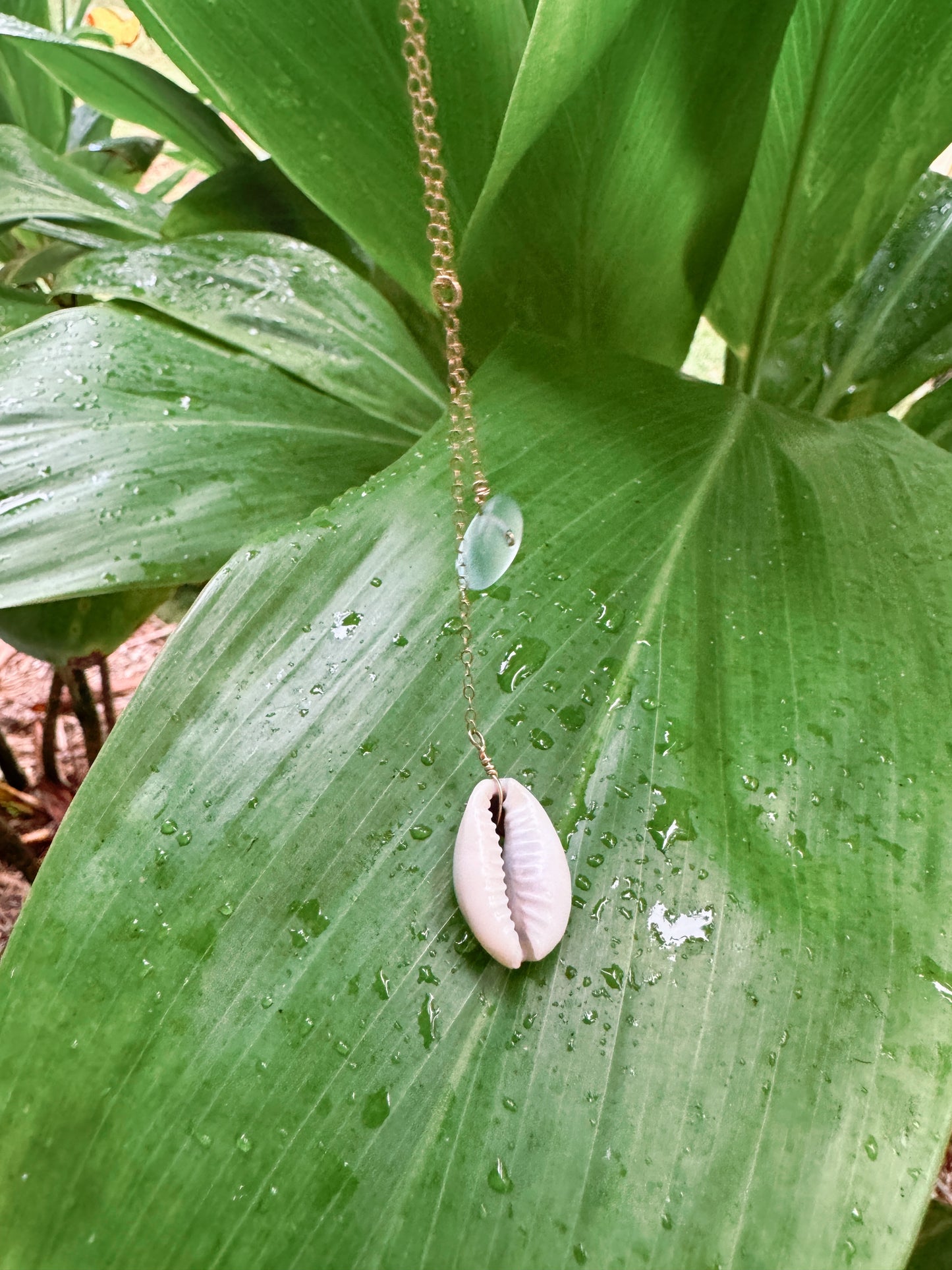 Shell & Sea Foam Necklace in Gold