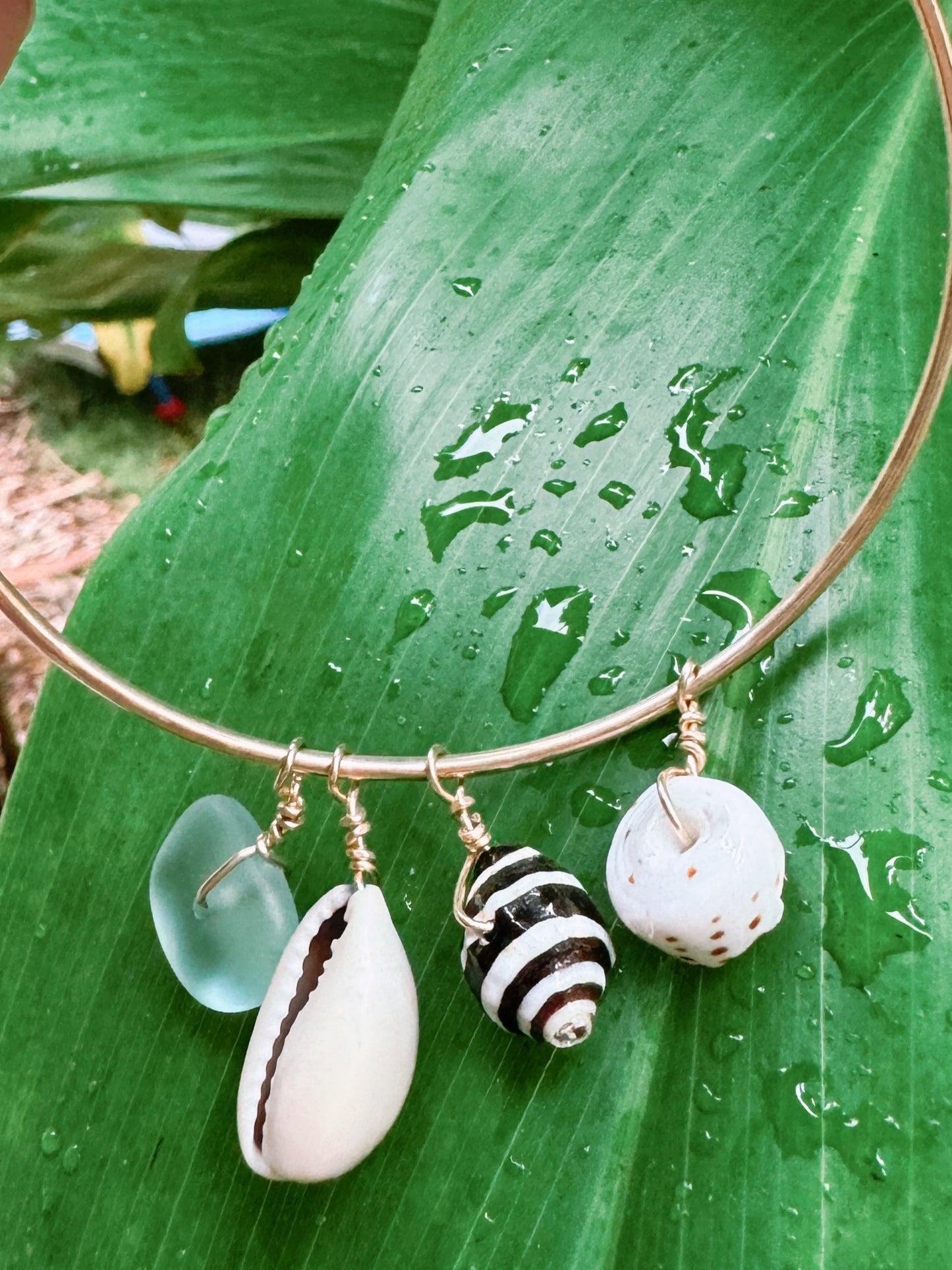 Ocean Seashell Bangle - 14K Gold Fill