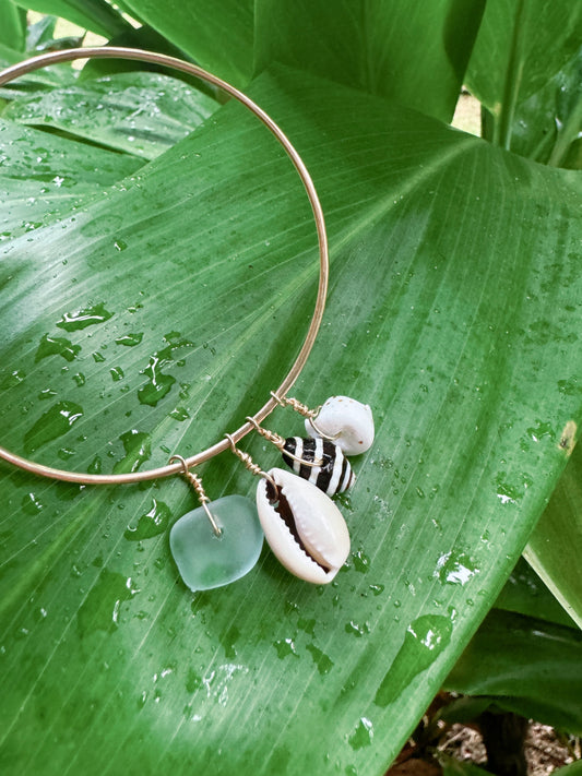 Ocean Seashell Bangle - 14K Gold Fill